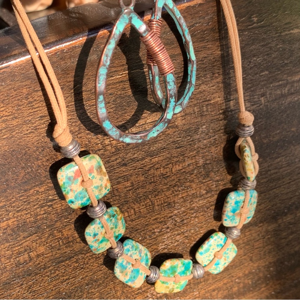 Earrings and necklace bundle